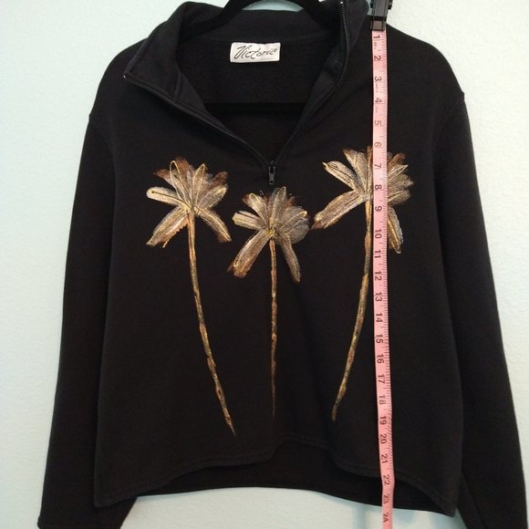 Woman's Black/Gold Floral Victoria 1/4 Zip Pull-Over - Picture 8 of 9